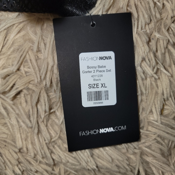 Bossy Babe Garter 2 Piece ONLY THE BRA - Picture 4 of 4